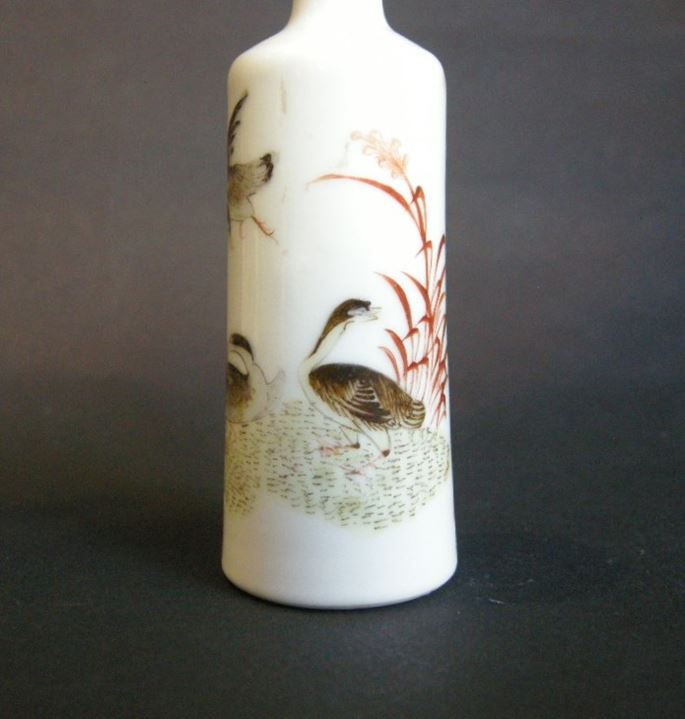Snuff bottle porcelain painted in polychromy with duck in the millet | MasterArt